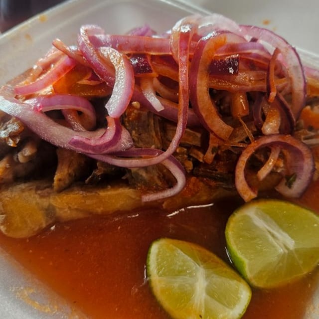 Torta Ahogada.